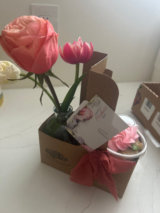 Bouquet & Cake Cup Set