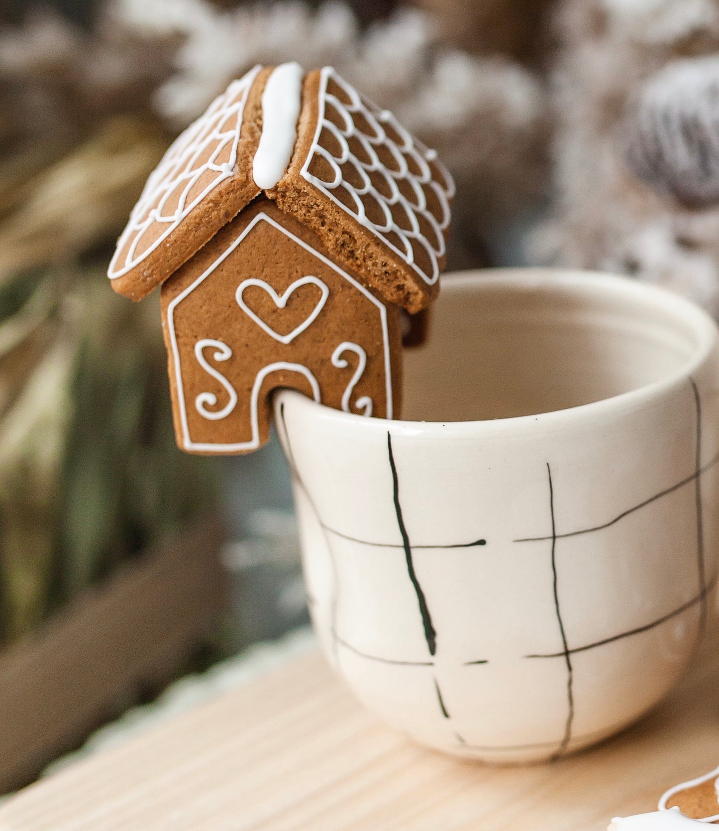 Gingerbread House Mug Hugger